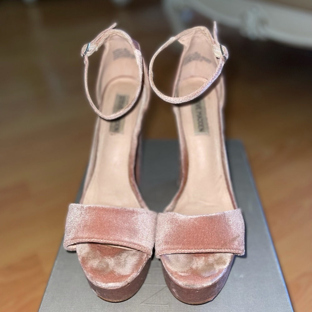 Steve Madden Pink Velvet Heels